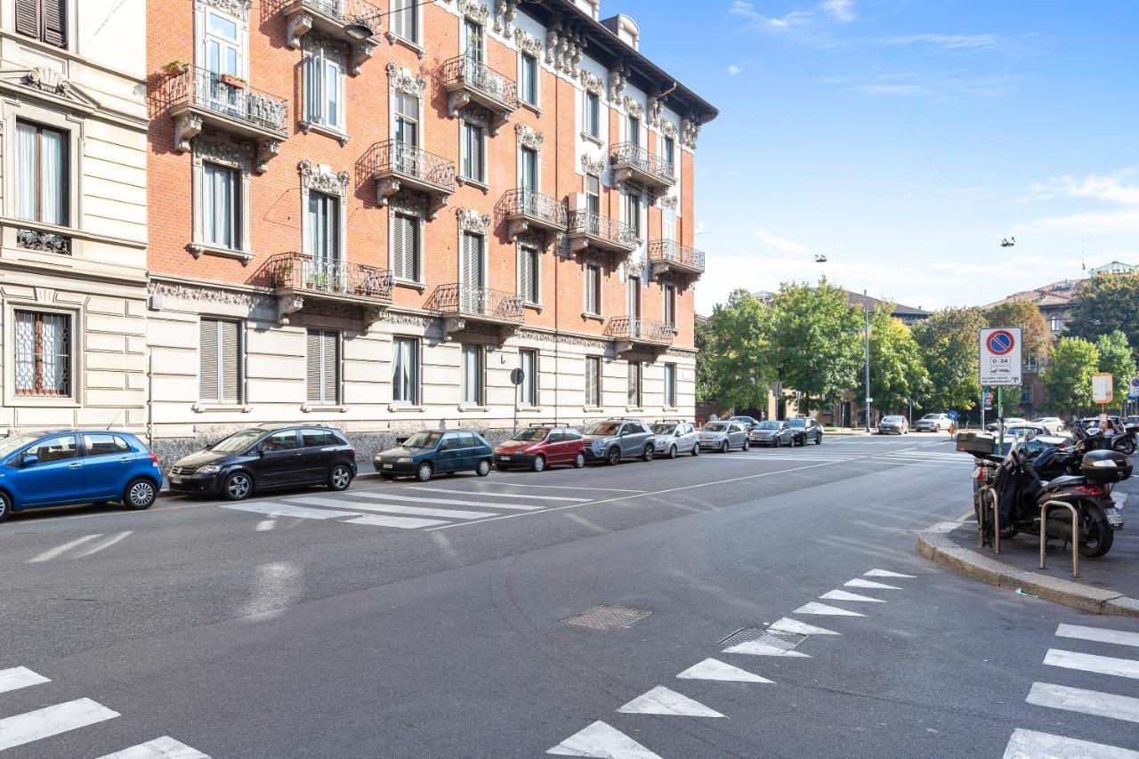 Corso Vercelli Elegant Apartment Milan Exterior photo